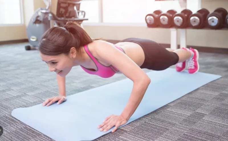 nhóm người mới tập gym