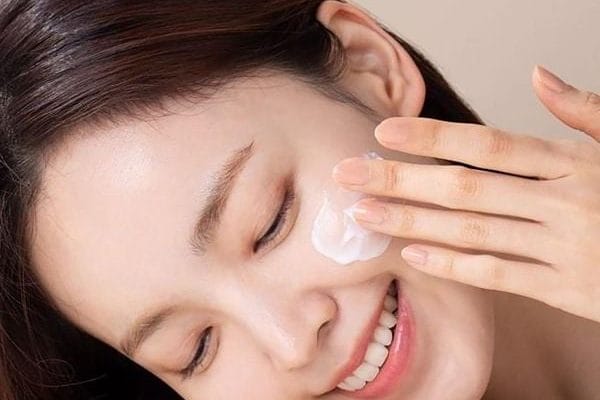 chống cháy nắng khi đi biển