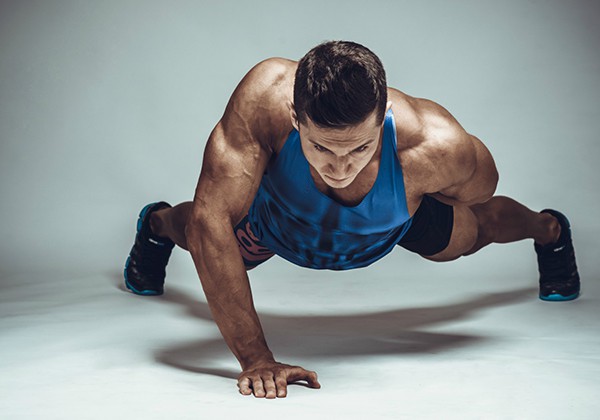 Các kiểu hít đất đúng cách từ cơ bản đến nâng cao cho Gymer 1 Các kiểu hít đất đúng cách từ cơ bản đến nâng cao cho Gymer